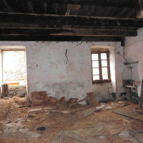  AB IMMO : Maison / Villa | MURAT-SUR-VEBRE (81320) | 300 m2 | 16 200 € 