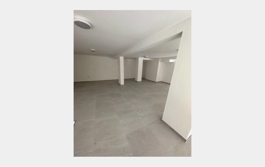AB IMMO : Local / Bureau | LA GRANDE-MOTTE (34280) | 160 m2 | 3 685 € 