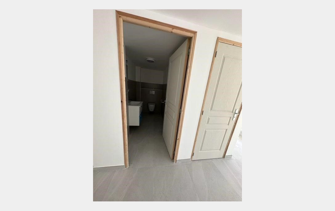 AB IMMO : Local / Bureau | LA GRANDE-MOTTE (34280) | 160 m2 | 3 685 € 