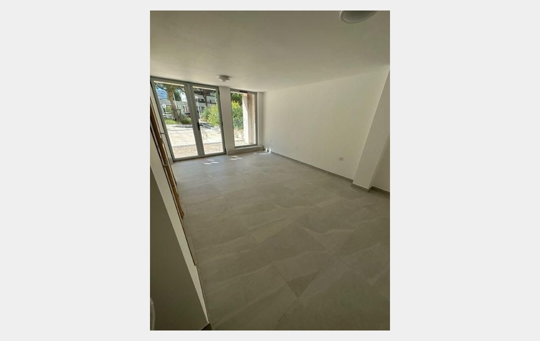 AB IMMO : Local / Bureau | LA GRANDE-MOTTE (34280) | 160 m2 | 3 685 € 